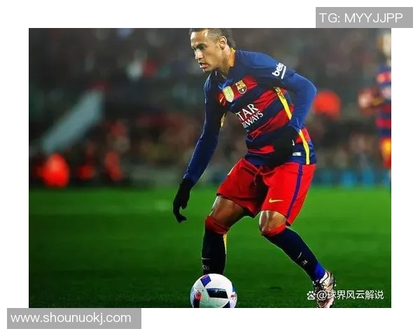 足球花式球星的技艺与魅力解析:从炫技到创新突破的精彩之路 足球花式球星的技艺与魅力解析:从炫技到创新突破的精彩之路